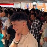 طابور من الشباب أمام لجنة تحيا مصر بالأسمرات للمشاركة بانتخابات الشيوخ.. صور