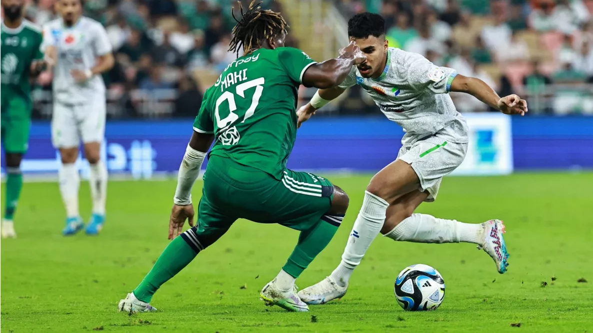 تطورات جديدة في صفقة انتقال ماكسيمان إلى الدوري المكسيكي
