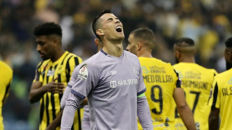 صفقة عالمية "تجحفل" الاتحاد والنصر .. صدمة جديدة تهز الميركاتو السعودي