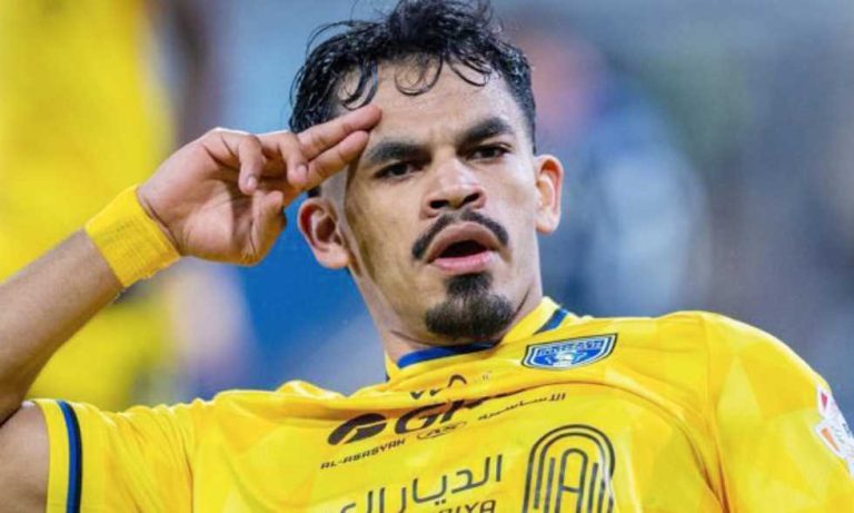 الرياضية: طلب خاص من جيسوس.. منافسة سعودية على ضم ظهير التعاون وتحديد قيمة الصفقة
                
                تتنافس ثلاثة أندية سعودية على ضم سعد الناصر ظهير فريق التعاون هذا الصيف.
                الإثنين، 04 أغسطس 2025 - 12:32