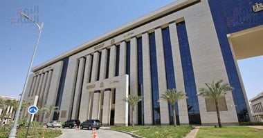 وزارة النقل تتلقى طلبات السائقين الراغبين في الانضمام للبرنامج التدريبى المجانى