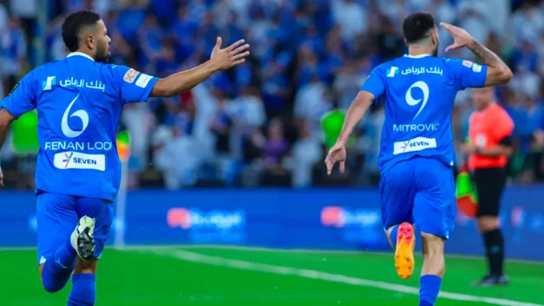 عضو الهلال "الذهبي" يتدخل لحل أزمة ميتروفيتش .. كواليس مثيرة
