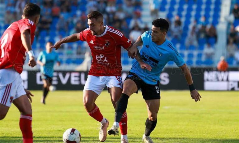 مباشر الدوري المصري - غزل المحلة (0)-(0) الأهلي.. الشناوي يتصدى
                
                يستضيف غزل المحلة فريق الأهلي ضمن منافسات الجولة الرابعة من مسابقة الدوري المصري.
                الإثنين، 25 أغسطس 2025 - 17:54
