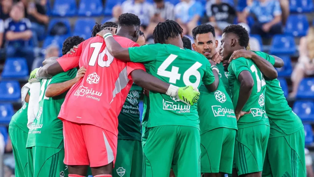 غياب 3 لاعبين مؤثرين عن كلاسيكو الأهلي والنصر في دوري روشن يشعل الأجواء