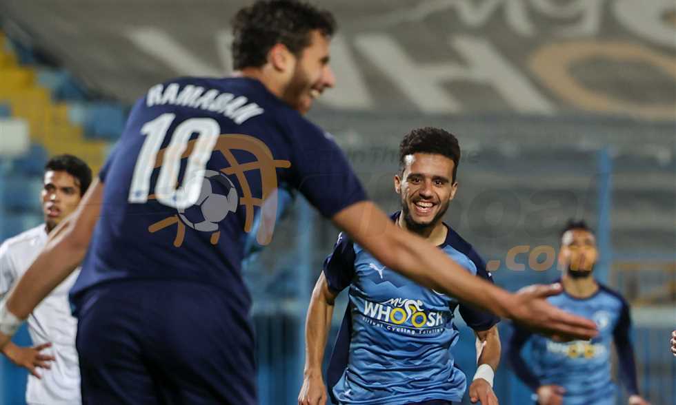 خبر في الجول - رمضان ومصطفى فتحي خارج حسابات بيراميدز ضد الأهلي
                
                يقترب رمضان صبحي ومصطفى فتحي ثنائي بيراميدز من الغياب عن مواجهة الأهلي في الجولة الخامسة من الدوري المصري.
                الأربعاء، 27 أغسطس 2025 - 16:03