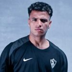 خبر في الجول - فيريرا يرفض المجازفة بـ ربيع أمام دجلة.. ويجهزه لمواجهة المصري
                
                يرفض البلجيكي يانيك فيريرا المجازفة والتعجل في الدفع بأحمد ربيع لاعب الزمالك خلال مواجهة وادي دجلة.
                الخميس، 28 أغسطس 2025 - 23:58