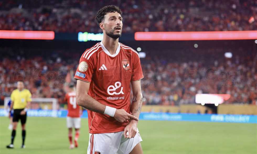 "وسام في طريقه".. كولمبوس كرو يعلن سفر أبو علي إلى أمريكا
                
                أعلن نادي كولومبوس كرو الأمريكي اقتراب انضمام وسام أبو علي للفريق.
                الأربعاء، 13 أغسطس 2025 - 10:52