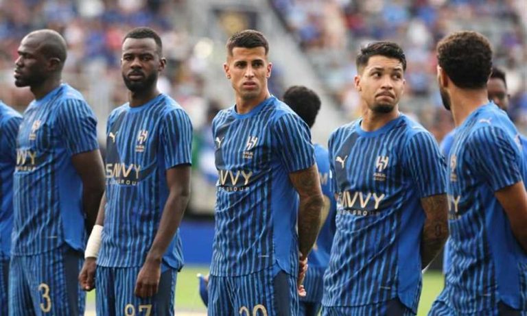 لجنة الانضباط بالاتحاد السعودي تُعلن عقوبة الهلال بسبب انسحابه من السوبر
                
                أعلنت لجنة الانضباط بالاتحاد السعودي لكرة القدم عقوبة نادي الهلال بسبب انسحابه من السوبر السعودي.
                الثلاثاء، 05 أغسطس 2025 - 20:18