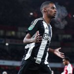ليفربول لم ينسحب من صفقة إيزاك.. ولكن
                
                رصدت عدة تقارير صحفية تطورات صفقة انتقال ألكساندر إيزاك نجم نيوكاسل يونايتد إلى ليفربول، بعد رفض العرض الأخير.
                الجمعة، 01 أغسطس 2025 - 23:26