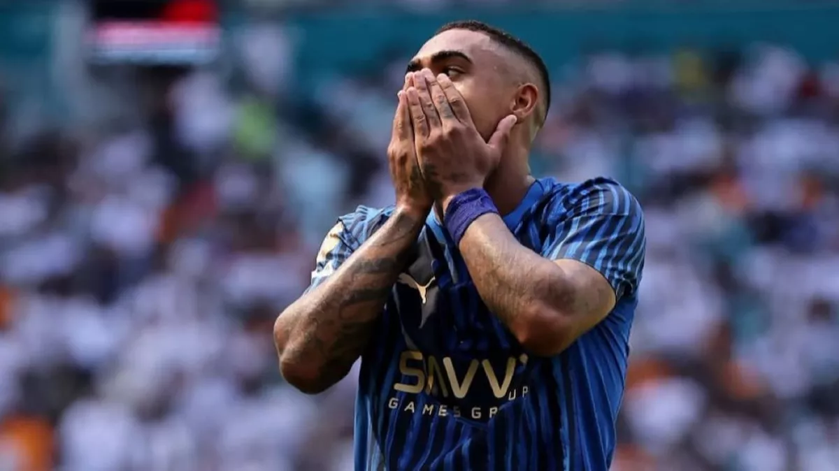مالكوم "يُصالح" جماهير الهلال برسالة مؤثرة بعد نهاية معسكر ألمانيا