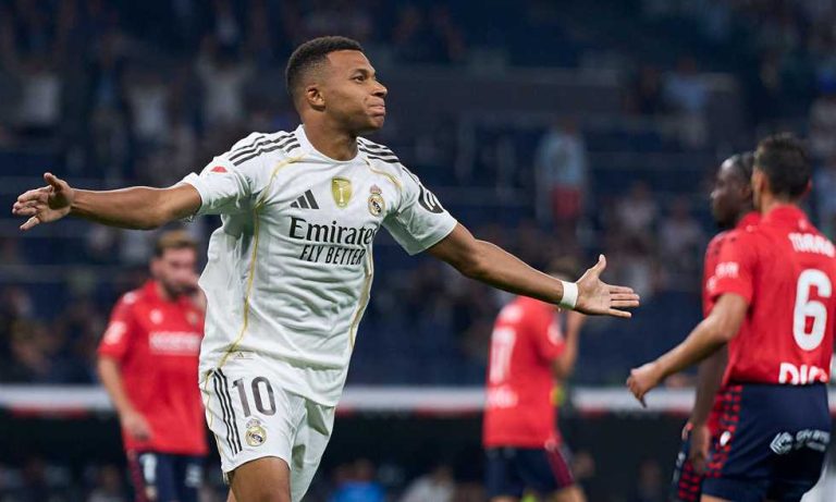 لأول مرة بالرقم 10.. مبابي يفتتح انتصارات ريال مدريد في الدوري أمام أوساسونا
                
                استهل ريال مدريد مشواره في الدوري الإسباني بالفوز على أوساسونا بهدف دون رد، وذلك في المباراة التي جمعتهما على ملعب سنتياجو برنابيو معقل الملكي.
                الأربعاء، 20 أغسطس 2025 - 00:05