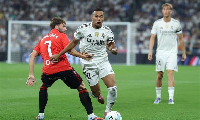 مباشر الدوري الإسباني - ريال مدريد (0)-(0) أوساسونا.. انطلاق المباراة
                
                يقدم لكم FilGoal.com تغطية مباشرة لمباراة ريال مدريد ضد أوساسونا في الدوري الإسباني.
                الثلاثاء، 19 أغسطس 2025 - 21:48
