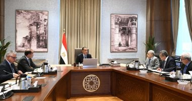 رئيس الوزراء يتابع جهود إعادة هيكلة الهيئات الاقتصادية