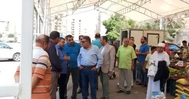 محافظ الدقهلية يتفقد سوق اليوم الواحد ويؤكد على الالتزام بالأسعار المعلنة