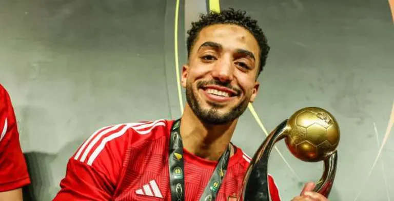محمد عبدالمنعم يظهر في ملعب السلام لدعم الأهلي أمام بيراميدز