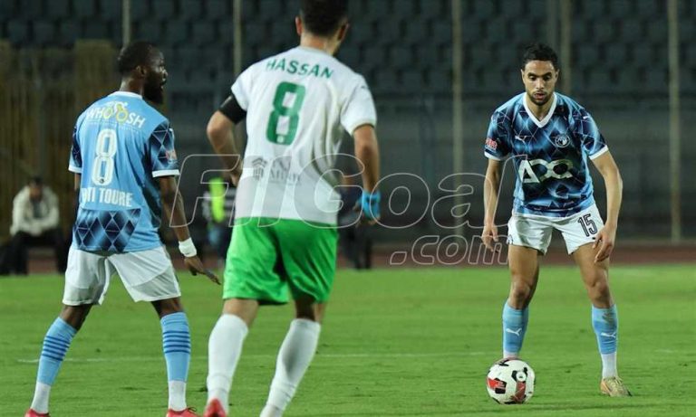محمود بسيوني حكما لمباراة المصري ضد بيراميدز
                
                أعلنت لجنة الحكام الرئيسية بالاتحاد المصري لكرة القدم أسماء حكام مباريات الجولة الثالثة من الدوري المصري.
                الإثنين، 18 أغسطس 2025 - 00:27