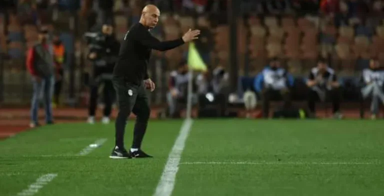 مدافع الأهلي الشاب مفاجأة حسام حسن في معسكر منتخب مصر