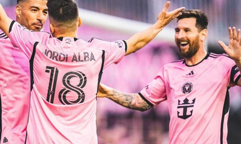 مدرب إنتر ميامي يكشف موقف ميسي وألبا من مواجهة أورلاندو في كأس الدوريات
                
                كشف خافيير موراليس المدرب المساعد في إنتر ميامي موقف ليونيل ميسي من المشاركة ضد أورلاندو سيتي في كأس الدوريات.
                الأربعاء، 27 أغسطس 2025 - 12:44