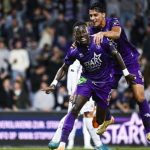 مروان الصحفي معارا إلى رويال أنتويرب البلجيكي
                
                أعلن نادي اتحاد جدة السعودي موافقته على انتقال لاعبه الشاب مروان الصحفي لصفوف رويال أنتويرب البلجيكي.
                الخميس، 21 أغسطس 2025 - 19:30