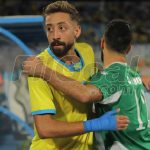 إصابة مروان حمدي لاعب الإسماعيلي بكسرين في القدم.. ومدة غيابه
                
                أعلن النادي الإسماعيلي إصابة مروان حمدي لاعب الفريق خلال مواجهة بيراميدز.
                الجمعة، 15 أغسطس 2025 - 11:46