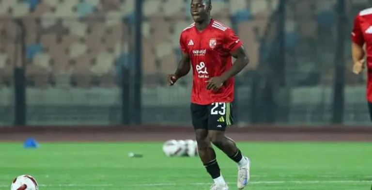 مصدر بالأهلي يكشف سبب تغيير أليو ديانج أمام فاركو
