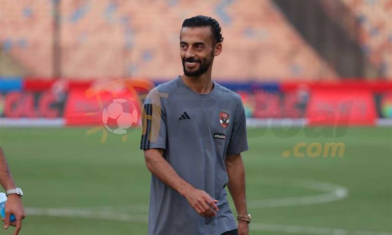 مصدر مقرب من عبد القادر لـ في الجول: اللاعب يمتلك 4 عروض محلية ولكن
                
                يمتلك أحمد عبد القادر لاعب الأهلي 4 عروض محلية في الصيف الحالي قبل أيام قليلة على نهاية سوق الانتقالات.
                السبت، 02 أغسطس 2025 - 17:12