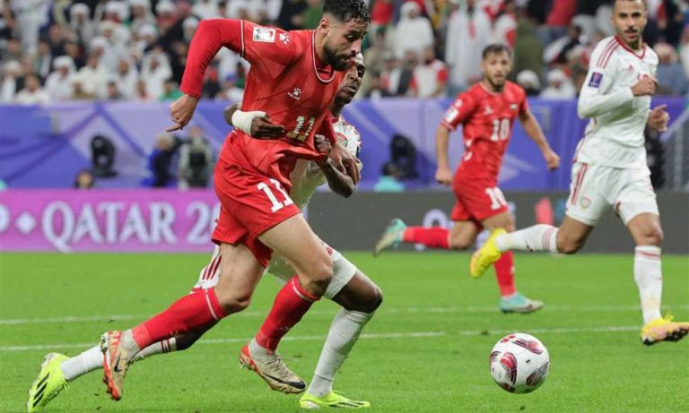 خبر في الجول - الدباغ على أعتاب الزمالك.. وسببان يرجحان انضمامه وقيمة الصفقة
                
                وصل الزمالك لمرحلة متقدمة من المفاوضات مع شارلروا البلجيكي لضم الفلسطيني عدي الدباغ.
                الجمعة، 01 أغسطس 2025 - 23:29