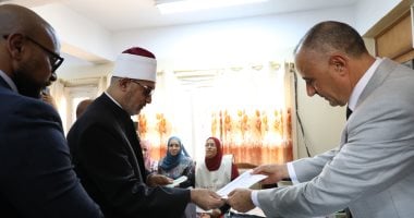 مفتى الجمهورية يدلى بصوته فى انتخابات الشيوخ ويؤكد: المشاركة مسؤولية وطنية