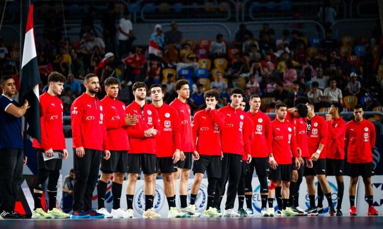 كرة يد - منتخب الناشئين إلى ربع نهائي بطولة العالم بتعادل قاتل أمام الدنمارك
                
                تأهل المنتخب المصري لكرة اليد للناشئين إلى الدور ربع النهائي ببطولة العالم للناشئين المقامة في مصر.
                الثلاثاء، 12 أغسطس 2025 - 21:13