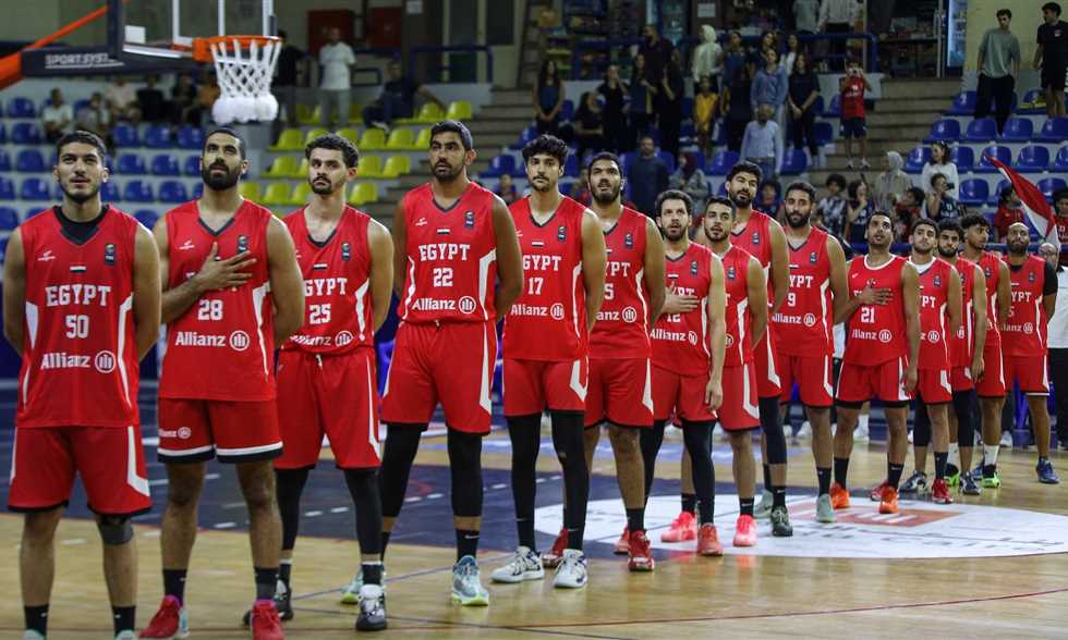 كرة سلة – منتخب مصر يهزم روسيا وديا استعدادا لبطولة الأفروباسكت
                
                فاز منتخب مصر الأول لكرة السلة للرجال على روسيا في المباراة الودية التي جمعتهما استعدادا لمشاركة الفراعنة في بطولة الأفروباسكت.
                الأحد، 03 أغسطس 2025 - 23:45