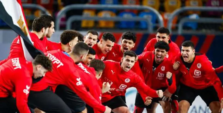 إلى ربع النهائي .. منتخب مصر يسطر ملحمة بتعادل مثير أمام الدنمارك