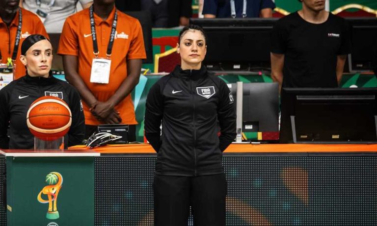 كرة سلة – بصافرة مصرية.. منتخب نيجيريا يحصد لقب الأفروباسكت للسيدات بالفوز على مالي
                
                توج منتخب نيجيريا لكرة السلة للسيدات ببطولة كأس الأمم الإفريقية لكرة السلة "الأفروباسكت" بالفوز على مالي في النهائي بنتيجة 78-64.
                الإثنين، 04 أغسطس 2025 - 21:24