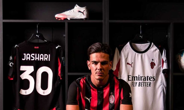 أفضل لاعب في بلجيكا.. ميلان يتعاقد مع أردون جاشاري
                
                أتم نادي ميلان الإيطالي إجراءات التعاقد مع لاعب الوسط السويسري أردون جاشاري. وانضم أردون جاشاري إلى ميلان قادما من كلوب بروج البلجيكي. وأعلن ميلان مساء الأربعاء تعاقده بشكل رسمي مع أردون جاشاري لتعزيز وسط...
                الأربعاء، 06 أغسطس 2025 - 19:58