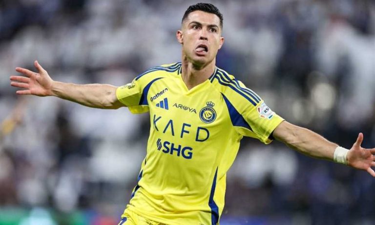 النصر يعلن قميصه الأساسي لموسم 2025-2026.. وموعد ظهوره الأول
                
                أعلن نادي النصر السعودي عن قميصه الأساسي للموسم الجديد 2025-2026 والمقدم من شركة أديداس.
                الإثنين، 18 أغسطس 2025 - 14:19