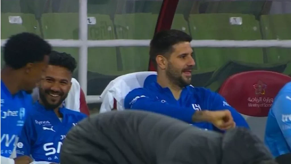 نادٍ عاصمي يكمل مسيرة ميتروفيتش في الرياض ويضع شروطه للهلال بعد زلزال مدوي