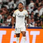 نجم ريال مدريد يفتح ذراعيه للهلال .. "خلاف كبير ينقله إلى دوري روشن"