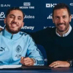 نجم مانشستر سيتى يصدم جماهيره