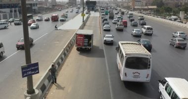 وزارة النقل تطالب قائدى السيارات عدم استخدام الحارة المخصصة للأتوبيس الترددى