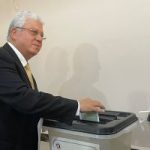 وزير التعليم العالي يدلي بصوته فى انتخابات مجلس الشيوخ بالتجمع الخامس