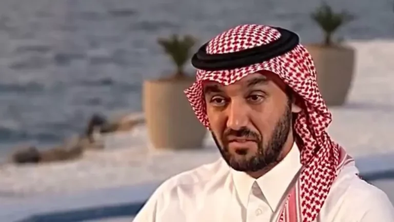 تحرك عاجل من وزير الرياضة السعودي بعد أزمة انسحاب الهلال من السوبر