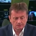 فقد النطق.. شاهد لحظة تعرض وزير صربى لسكتة دماغية خلال بث مباشر
