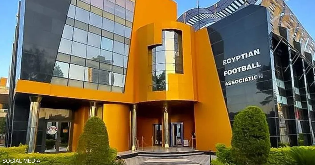 ثقة اتحاد الكرة في الحكام المصريين