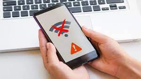 سكان الرهوة في الليث يشكون ضعف خدمات الإنترنت والاتصال ويطالبون بالتدخل العاجل