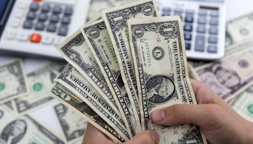 سعر الدولار اليوم