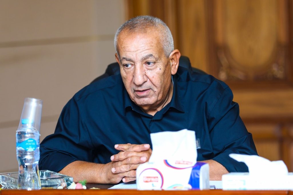 كامل ابو علي
