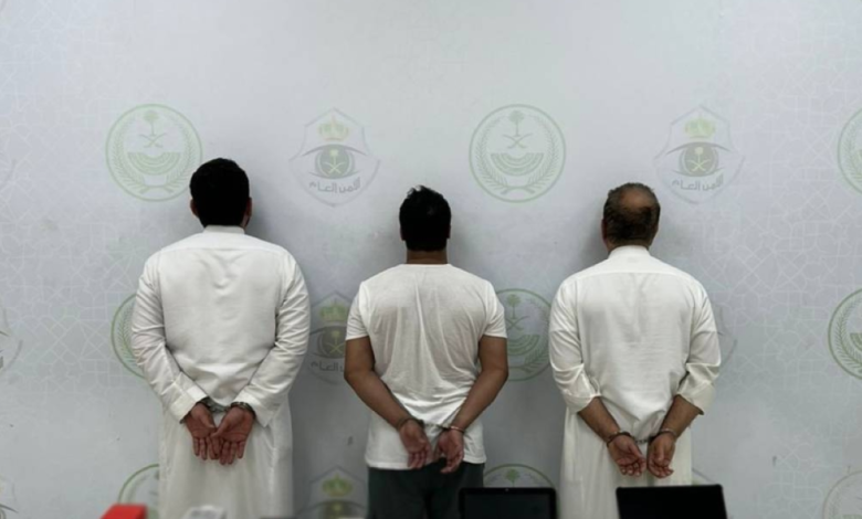 شرطة الرياض تضبط ثلاثة وافدين متورطين في عمليات نصب إلكترونية