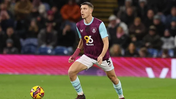 ماكسيم استيف بيرنلي الدوري الانجليزي