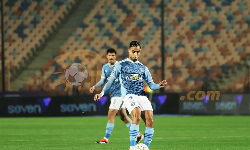 بيراميدز ضد طلائع الجيش الدوري المصري