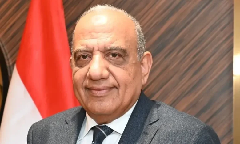 الدكتور محمود عصمت