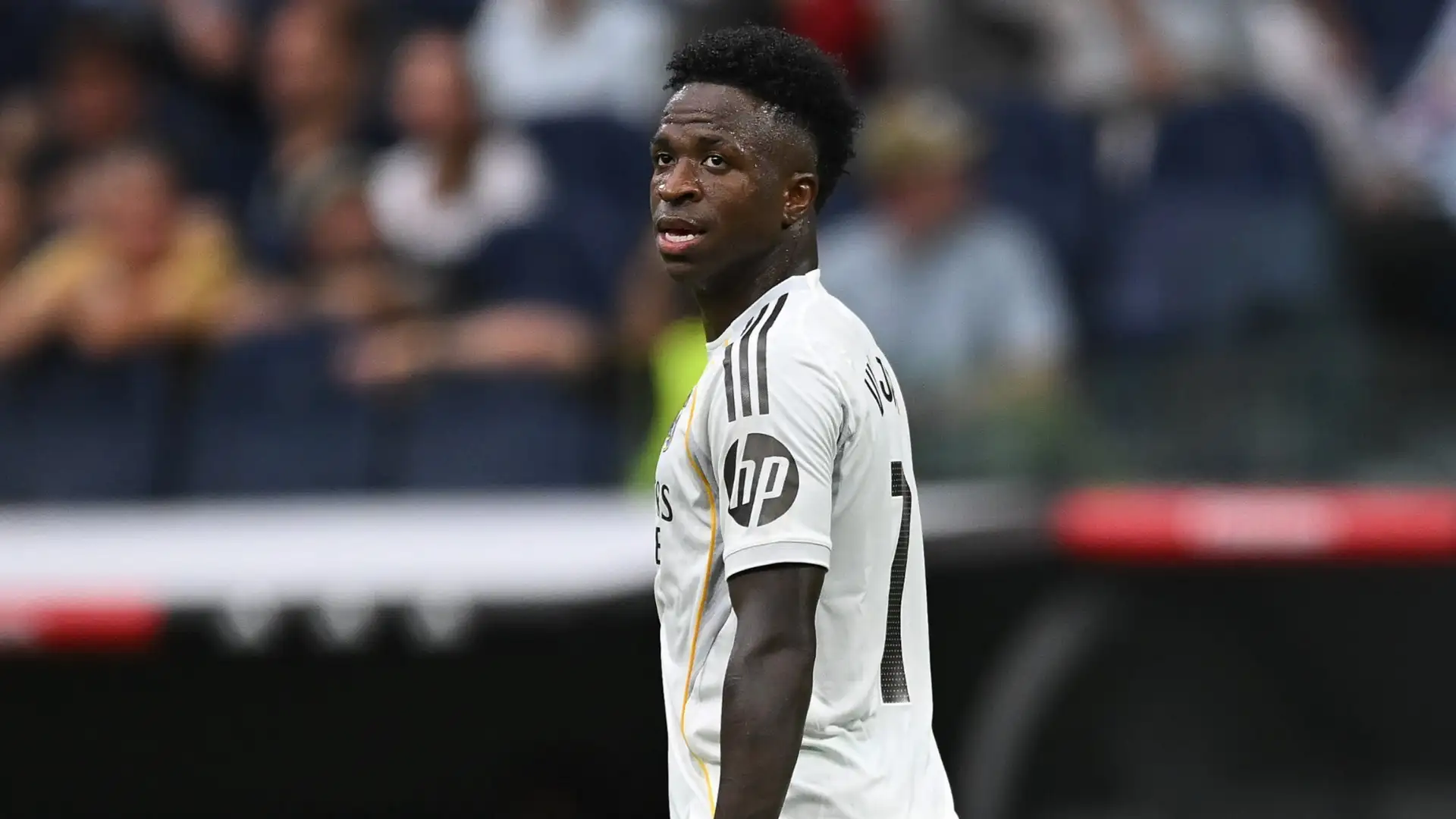 فالنسيا يقاضي نتفليكس وثائقي فينيسيوس